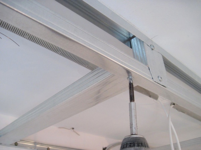 Короб из гипсокартона