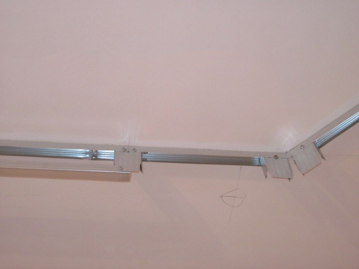 Короб из гипсокартона